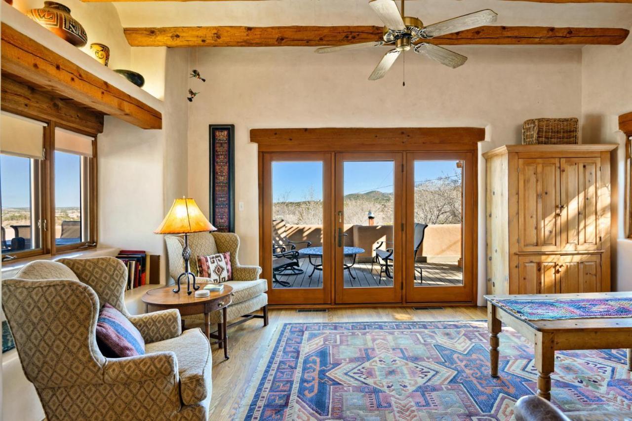 1130 Camino Delora Hummingbird * Santa Fe
